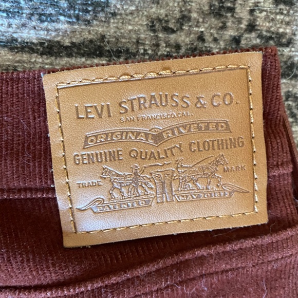 Levi corduroy wedgie straight pants - Picture 2 of 6